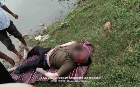 लिंबे जळगांव येथे नदीपात्रात रिक्षा चालकाचा मृतदेह; दिलीप नरवडे यांचा खून झाल्याचा संशय, पोलिसांचा तपास तीव्र