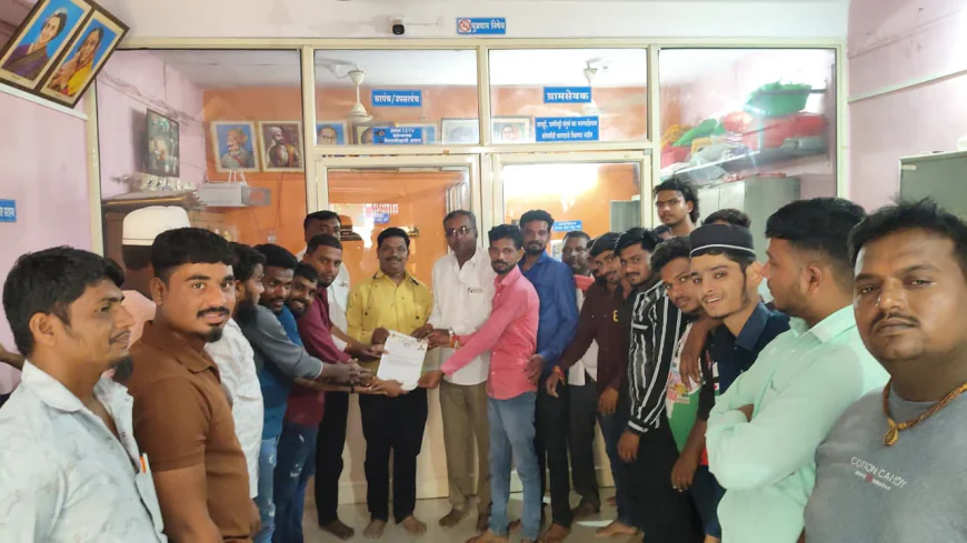 दहेगाव बंगला येथे MIM पक्षाकडून ग्रामपंचायतीला निवेदन: विविध समस्या आणि सय्यद साजाद दर्गा सुशोभीकरणाची मागणी