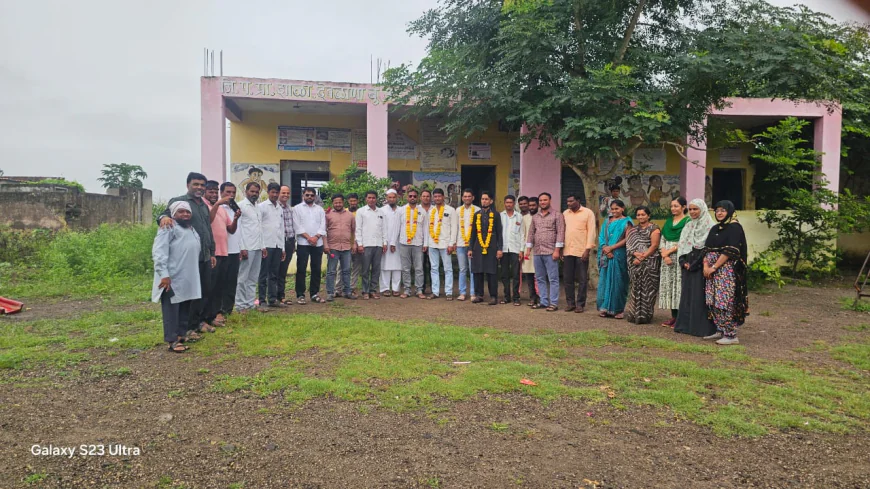 देवळाना बुद्रुकमध्ये शाळा व्यवस्थापन समित्यांची बिनविरोध पुनर्रचना: २०२५-२०२७ कालावधीसाठी नवीन पदाधिकारी निवडले